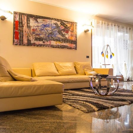 Villa Ivana Desenzano del Garda Kültér fotó