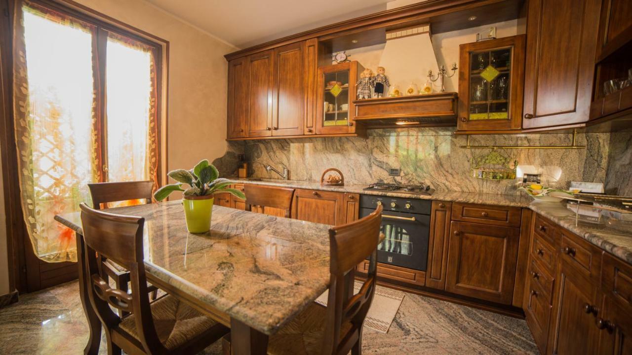 Villa Ivana Desenzano del Garda Kültér fotó