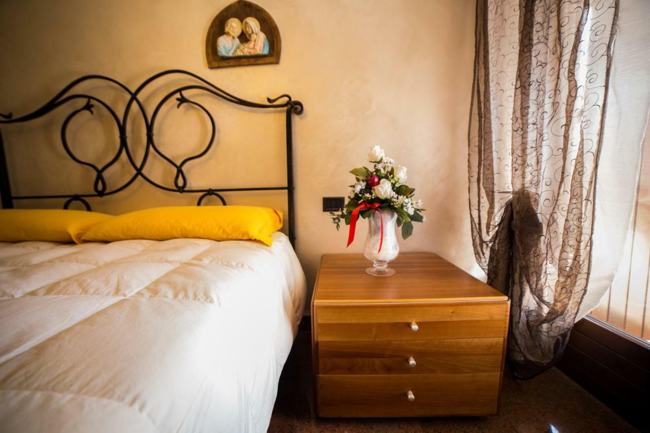 Villa Ivana Desenzano del Garda Kültér fotó